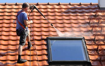 roof cleaning Biscot, Bedfordshire